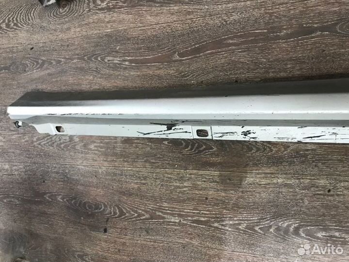 Порог левый Toyota Ipsum ACM21W 2azfe 2001-2009