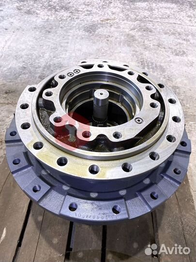 Редуктор хода Hitachi ZX200-E