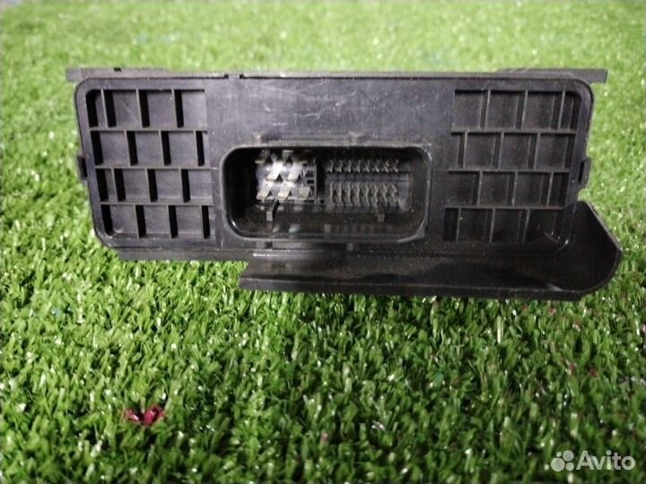 Блок управления бортовой сети Audi A6 C6