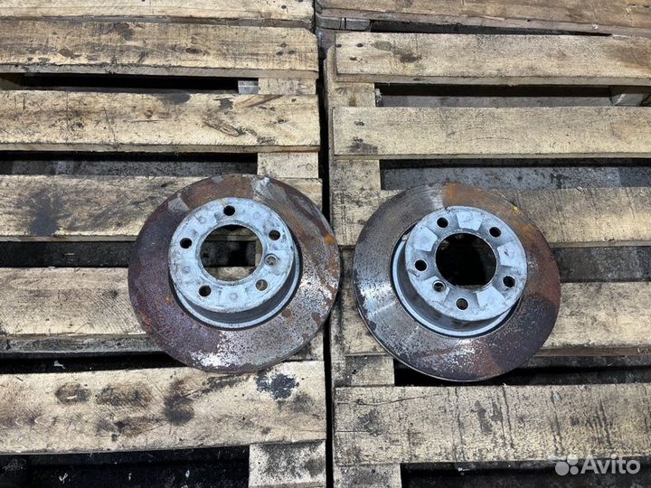 Диск тормозной передний Bmw 1 E87 N46B20 2004