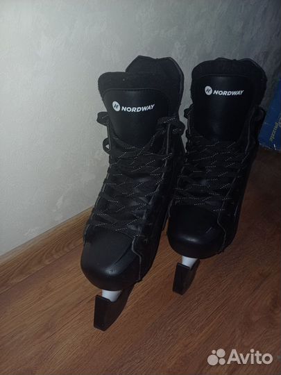 Продам хоккейные коньки Nordway
