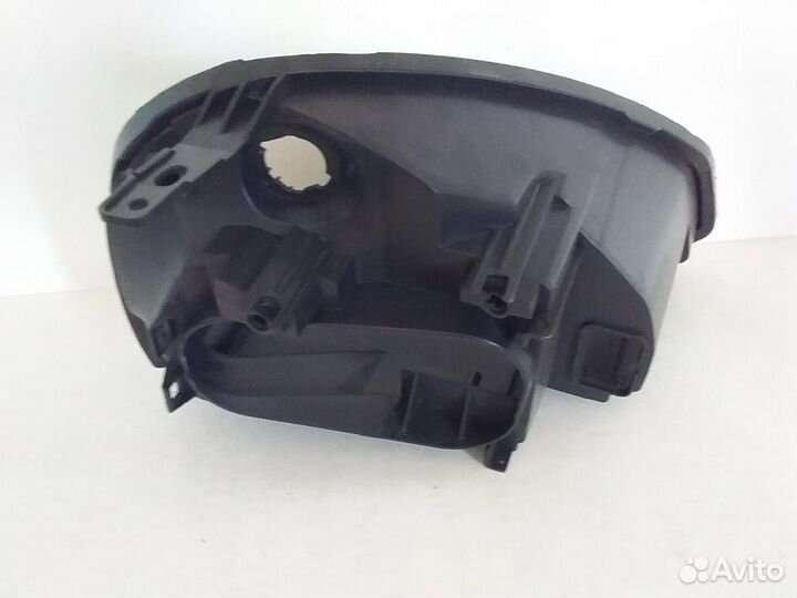 Корпус блок фары на ваз 2170 Лада Приора новый