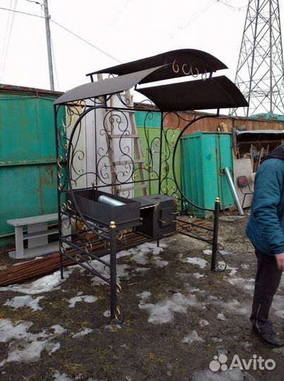 Беседка с мангалом