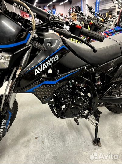 Avantis LX 300 NB 2024 мотоцикл для бездорожья и города