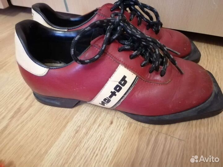 Лыжные ботинки botas