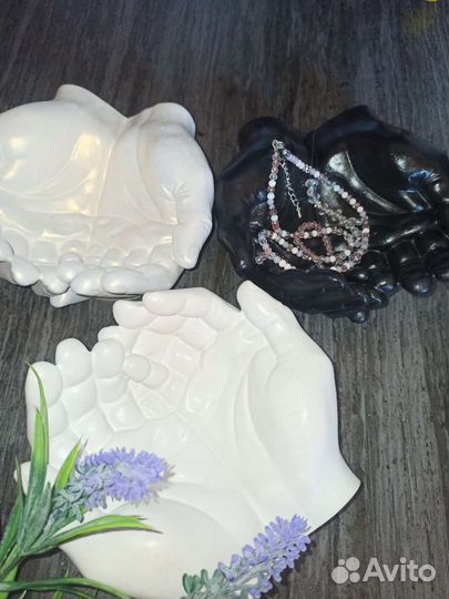 Статуэтка, кашпо, ваза, органайзер