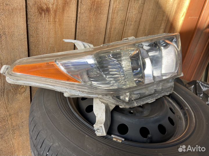 Фара toyota highlander