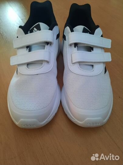 Кроссовки женские adidas 39 размер бу