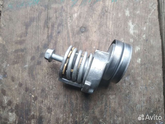 Натяжитель ремня VAG 1.4 TSI разборка