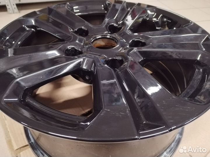 Диск литой R16 niva travel