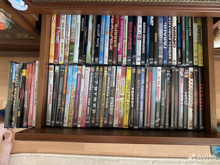 DVD диски, фильмы и мультфильмы, -75штук