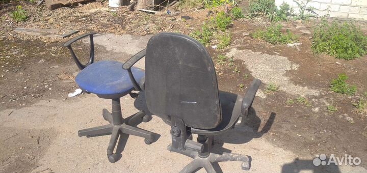 Стулья офисные на запчасти