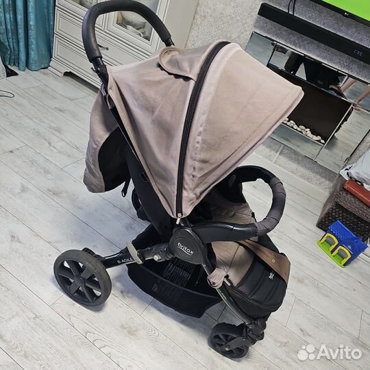 Прогулочная коляска britax