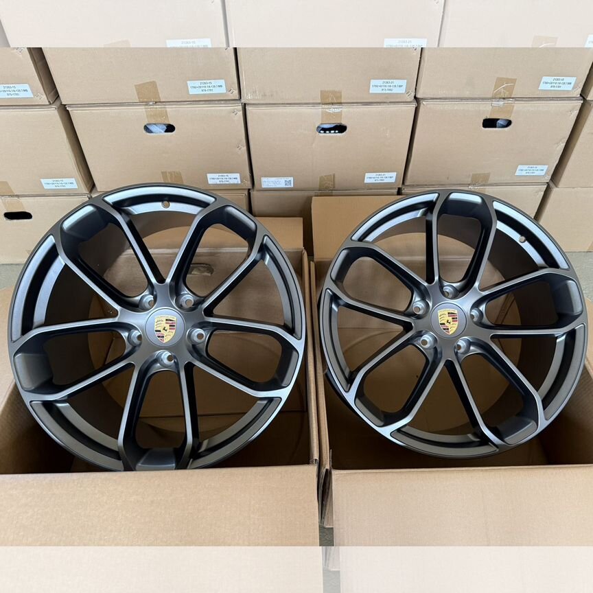 Литые диски Porsche 10×R22 5×130