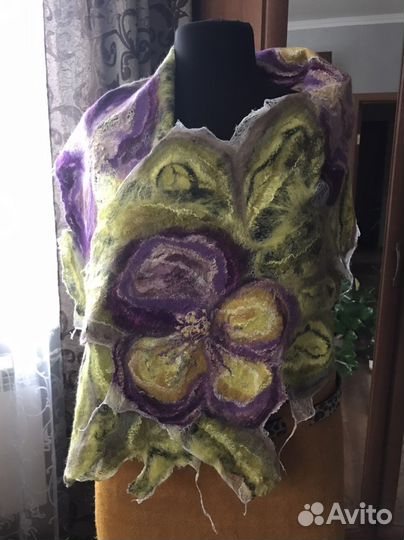 Шарф из шерсти