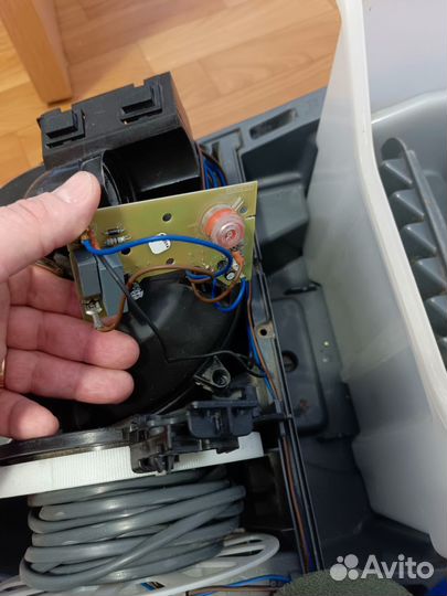 Моющий пылесос Zelmer aquawelt 1600