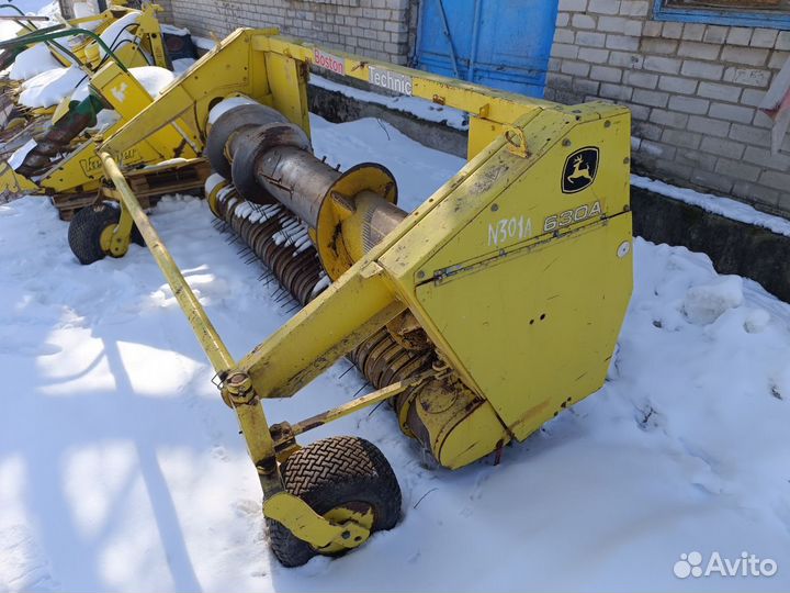 Жатка John Deere 630F, 2002