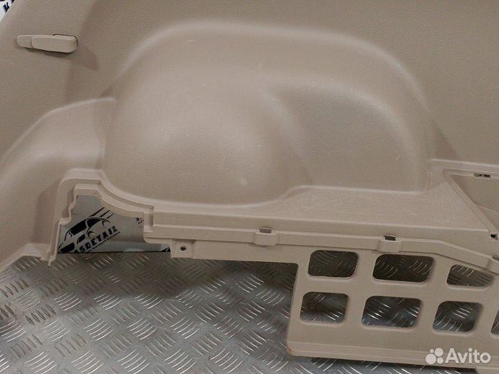 Обшивка багажника правая Ssangyong Actyon C200