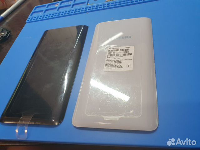 Задняя крышка.samsung A80.Золотая