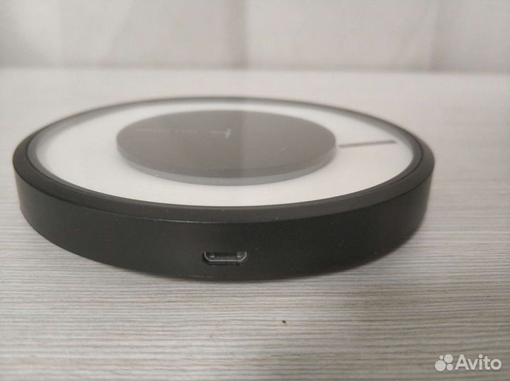 Беспроводное зарядное устройство