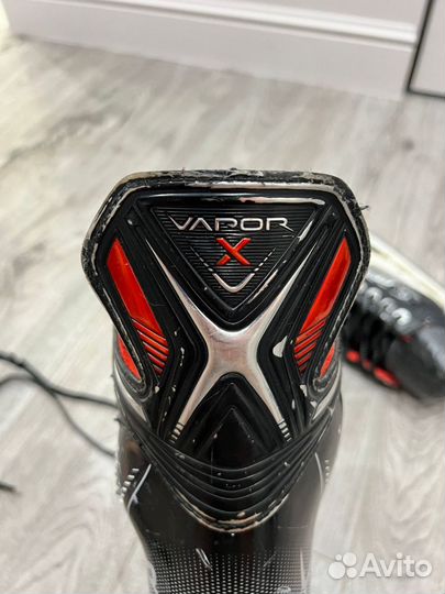 Хоккейные коньки bauer vapor x3.7