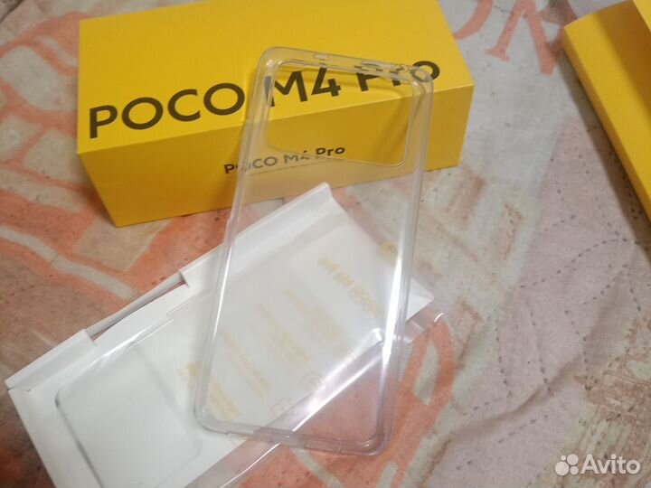Коробка с чехлом и инструкцией Poco M4 Pro