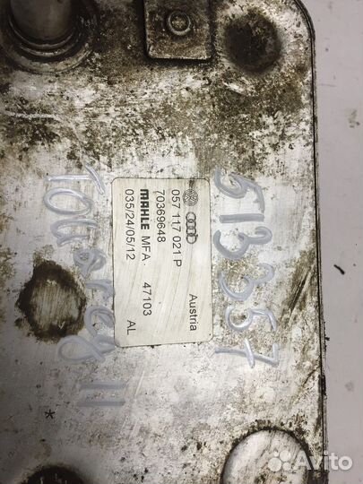 Радиатор масляный двигателя (Volkswagen Touareg)