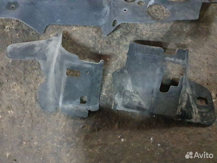 Шумоизоляция моторного отсека Ford Mustang VI N48H