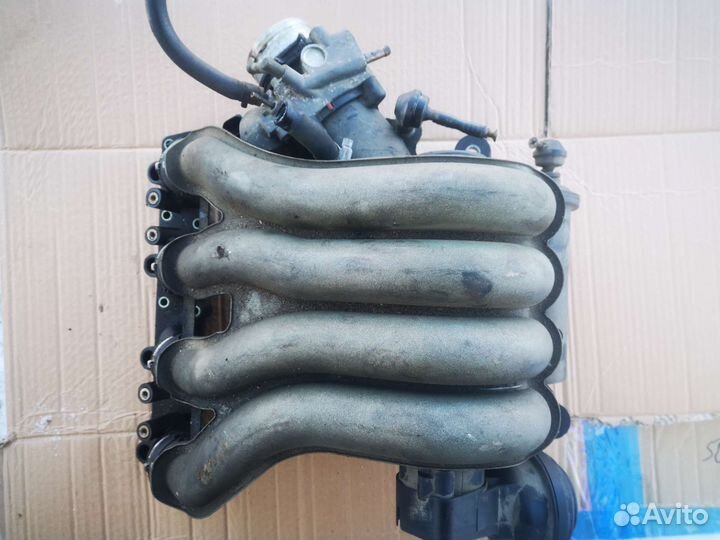 Коллектор впускной ALT 2,0 VW / Audi