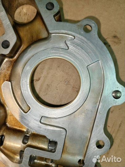 Крышка двигателя Kia Optima 213502E350