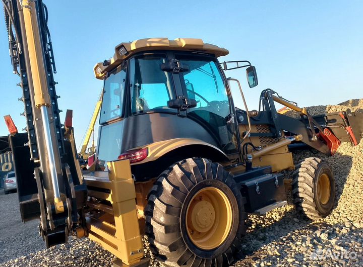 Экскаватор-погрузчик RM-Terex TLB 825-RM, 2022
