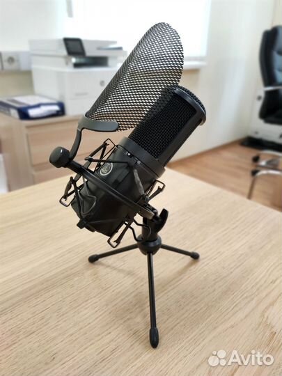 Микрофон AKG Perception 120 USB