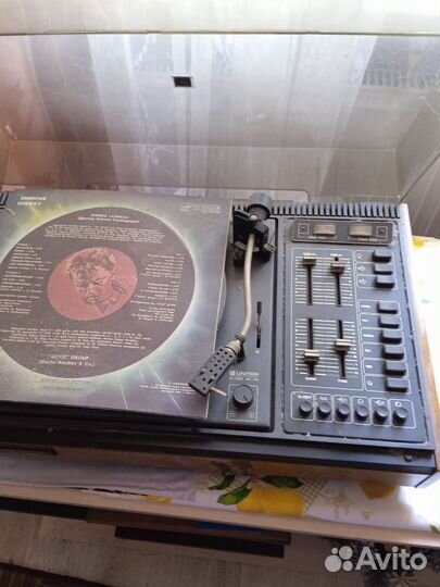 Проигрыватель, пластинки