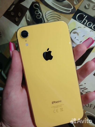 iPhone xr 64gb жёлтый