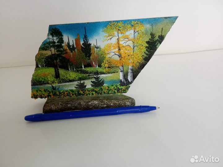 Панно из камня, корзинка плетёная