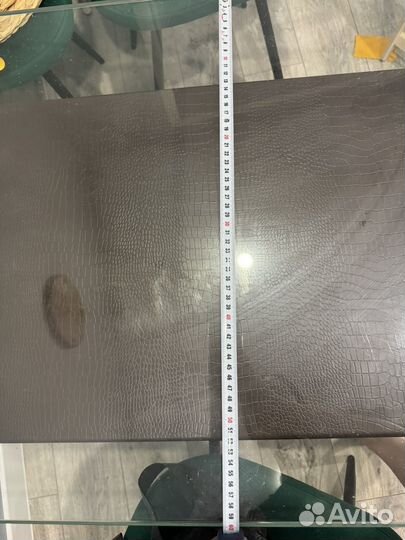 Стол обеденный