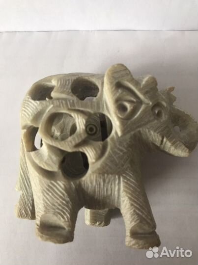 Статуэтка слоник