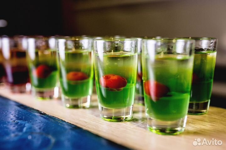 Бармен шоу Юбилей, Пирамида Выпускной, Тяжелый дым