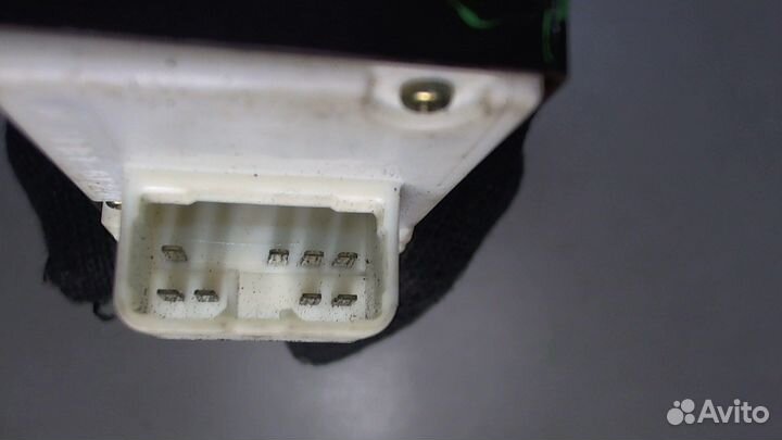 Кнопка стеклоподъемника Toyota Tundra, 2000