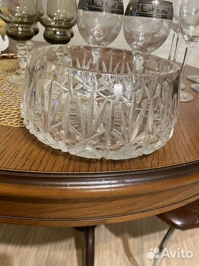 Блюдо, салатники, тарелки, всё новое