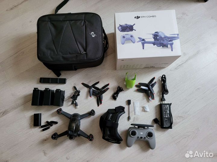Dji FPV combo + Fly More Kit