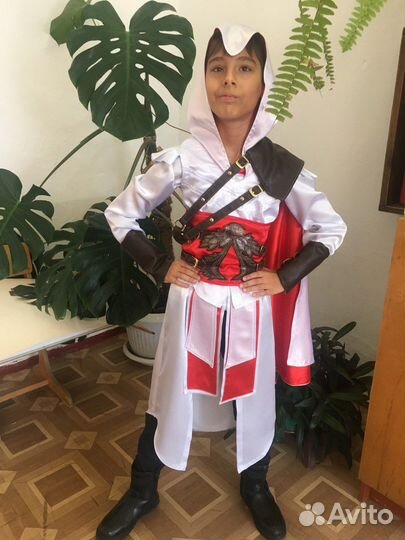 Новогодний костюм для мальчика ассасин италия