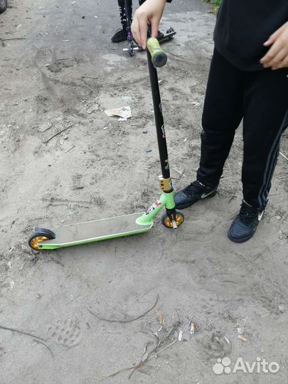 Самокат трюковой