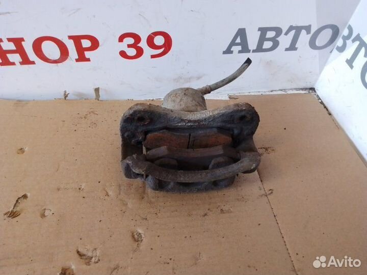 Суппорт тормозной передний правый Hyundai Matrix