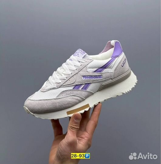 Кроссовки Reebok lx2200 женские