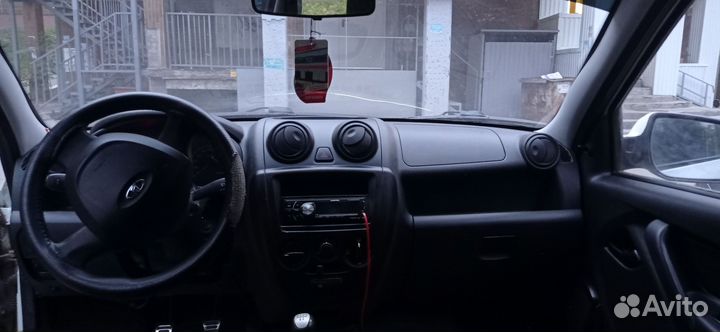 LADA Granta 1.6 МТ, 2012, 136 577 км