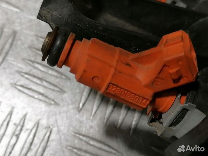 Форсунка двигателя Peugeot 307 2001 2008