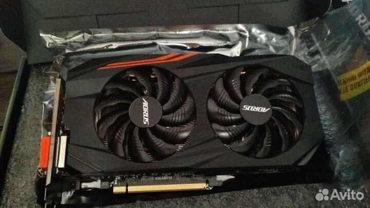 Видеокарта RX580 8gb Gigabyte Aorus