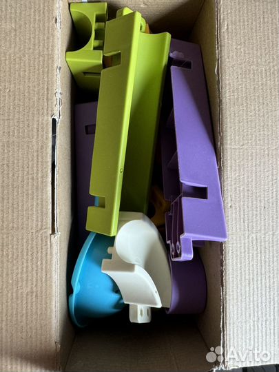 Утиные горки игрушка в ванную