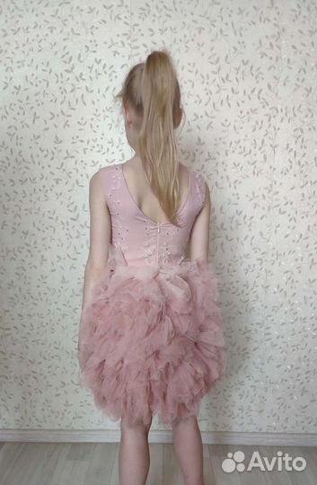 Платье праздничное